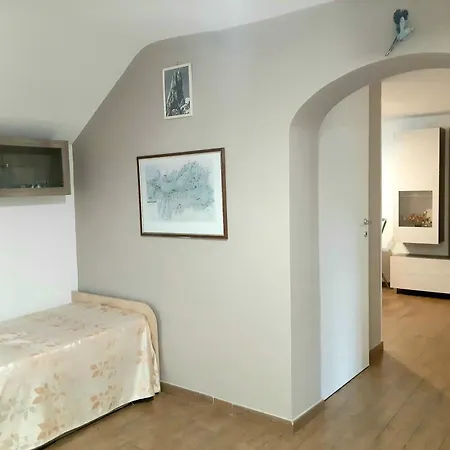 La Piccionaia 公寓 奥斯塔